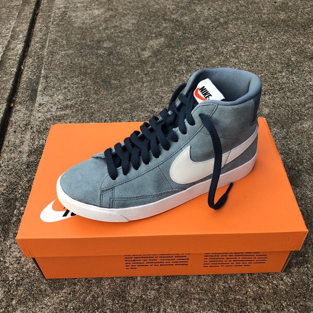 Women’s Nike Blazer Mid Vintage Suede Sz 7.5